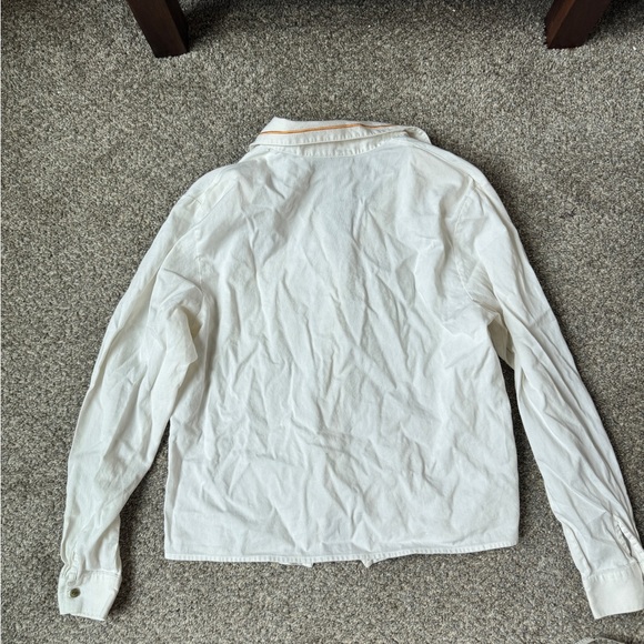 Karen Scott White Button-Down Shirt with Multicolor Embroidery - Picture 10 of 10